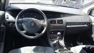 Renault 8200055543 colector admisión vel 2.0 90470