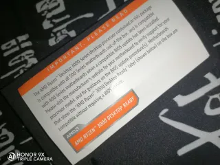 AMD Ryzen 5 3600 Caja y Disipador