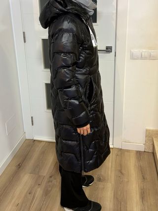 Chaqueta larga Karl Lagerfeld negra