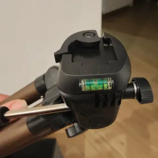 Trípode de cámara incompleto