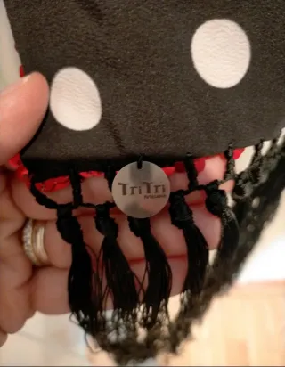 Echarpe lentejuelas y lunares