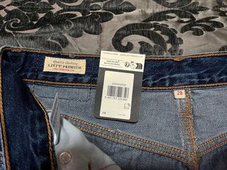 Falda Levi's vaquera midi talla 28