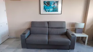 Divano a 2 posti Lomonaco grigio in tessuto