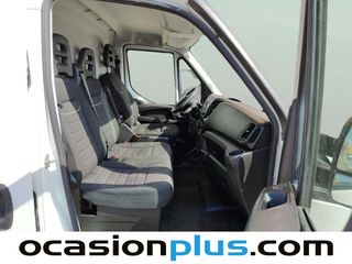 Iveco Daily Furgon 35S 16 V 3520L/H2 Auto 115 kW (156 CV)