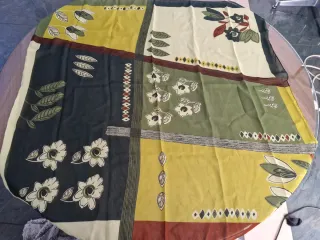 Pañuelo de seda estampado Italia