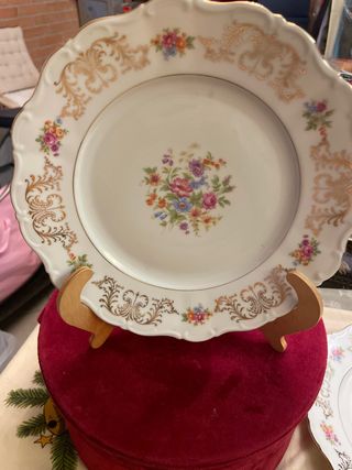 Coppia piatti vintage decorati oro