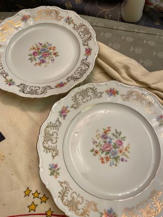Coppia piatti vintage decorati oro