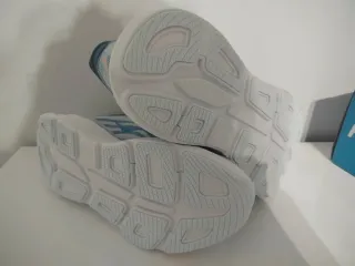 Deportivas Hoka Bondi 9