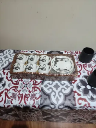 Set caffè 6 tazze e 4 bicchieri