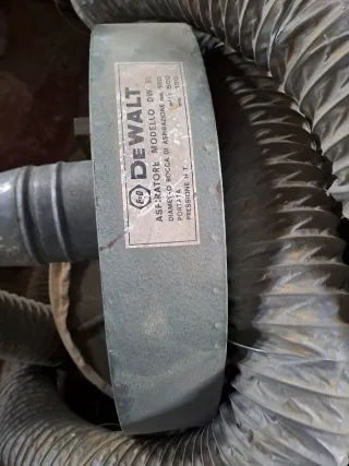 Aspiradora Serrín Profesional Dewalt