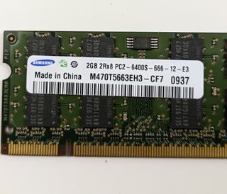 Ram 2 GB. 2Rx8 PC2-6400S-666-12-E3 Samsung