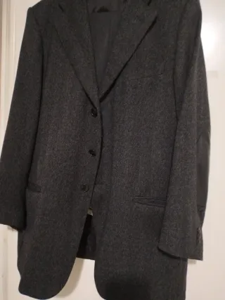 Completo uomo grigio