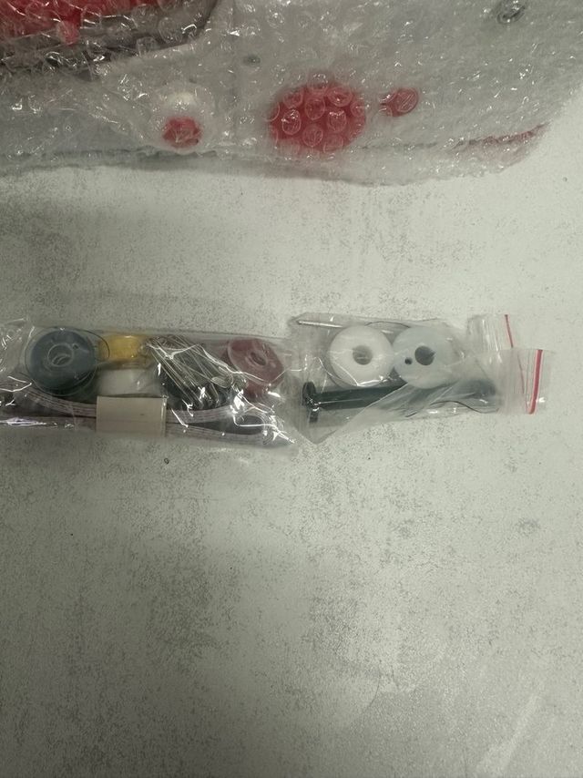 Mini Máquina de Coser Portátil