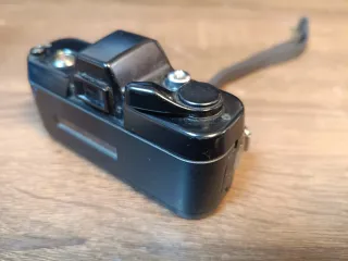 Cámara reflex Pentax auto 110 con objetivo 24mm