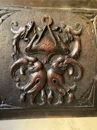 Antigua talla de madera decorativa Masoneria?