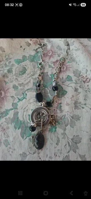 Collana acciaio e perline marrone