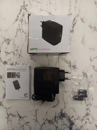 UPS Modem Alimentatore con Adattatori