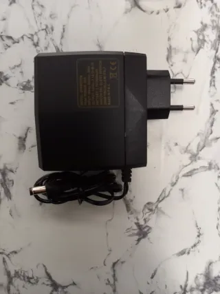 UPS Modem Alimentatore con Adattatori