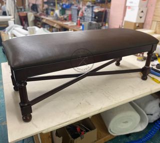 Tapicero sofa Madrid Piel Marrón