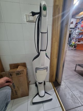 Folletto VK220S rigenerato con accessori