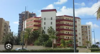 Se alquila paza de garaje y/o trastero