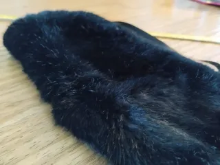 Scaldacollo in pelliccia sintetica nera