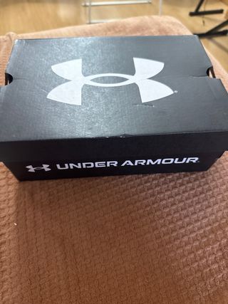 Zapatillas deportivas Under Armour negras talla 33