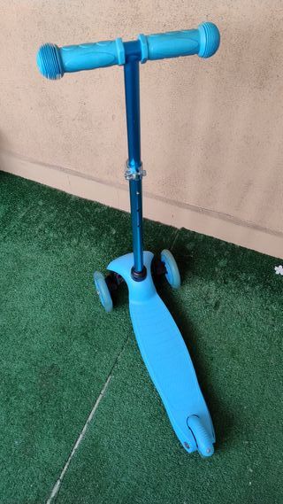 Patinete infantil BOLDCUBE 3 ruedas LED