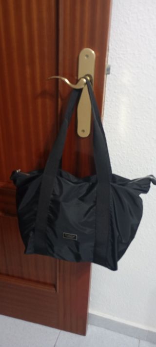 Bolso negro sport