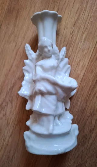 Candelabri in Porcellana Bianca Stile Isabelino