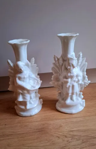 Candelabri in Porcellana Bianca Stile Isabelino