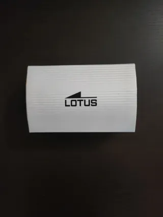 Reloj Lotus Mujer Dorado y Plateado. Nuevo.