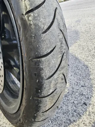 Suzuki GSR 750 ABS Edición Azul 15.000 KM