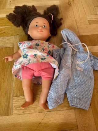 Muñeca Corolle 32 cm con ropa