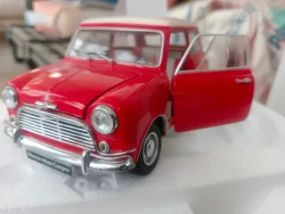 Coche a escala Morris Mini Cooper Rojo