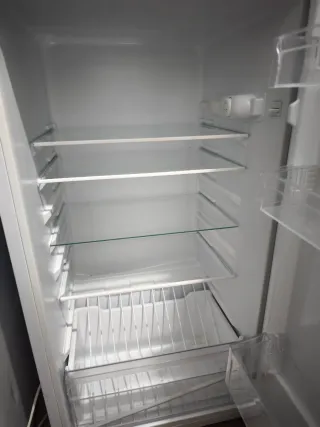 Frigorífico Corberó con Congelador 144cm