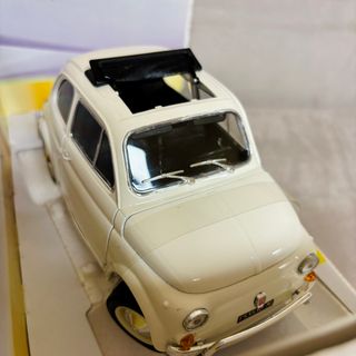 Burago Fiat 500 L 1:18 Gold Collezione