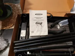 Barbacoa Eléctrica Negra y Plateada