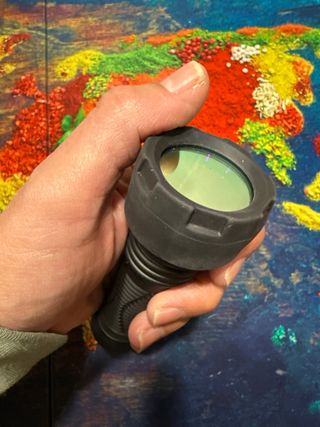 Linterna Olight Javelot Mini de largo alcance