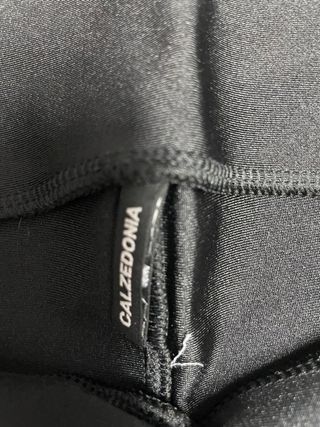 Leggings effetto laminato oro donna