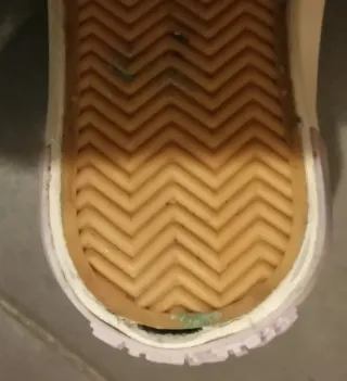 Lote 2 zapatillas talla 22 Bache y Primark