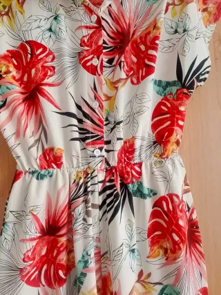 Mono estampado floral manga corta