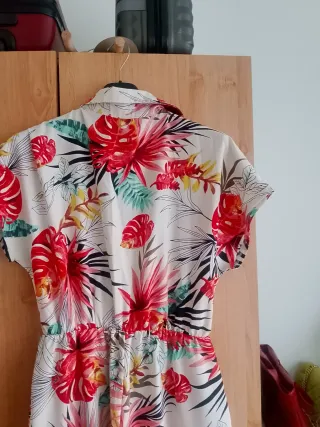 Mono estampado floral manga corta