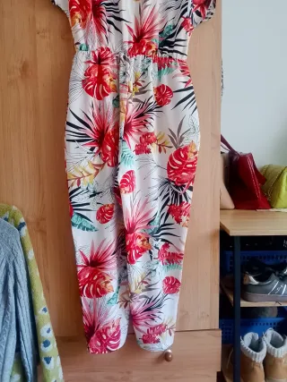 Mono estampado floral manga corta