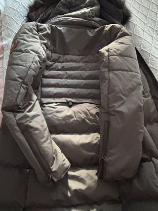 Abrigo Norway gris con capucha