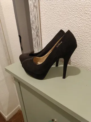 Zapatos tacón ante negro La Rosa T.38