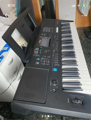Teclado Yamaha PSR-E473 61 teclas