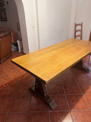 Mesa de comedor de roble macizo