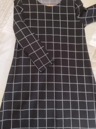 Vestido Stradivarius Negro Cuadros Talla S
