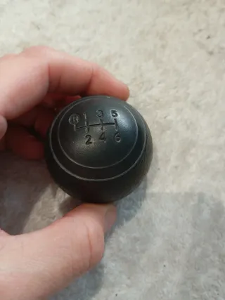 Pomo y funda cambio Toyota Yaris XP21